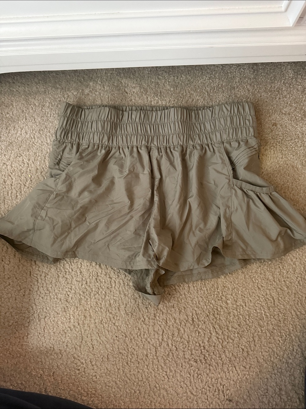 Free People Movement Never worn Get your flirt on shorts size medium